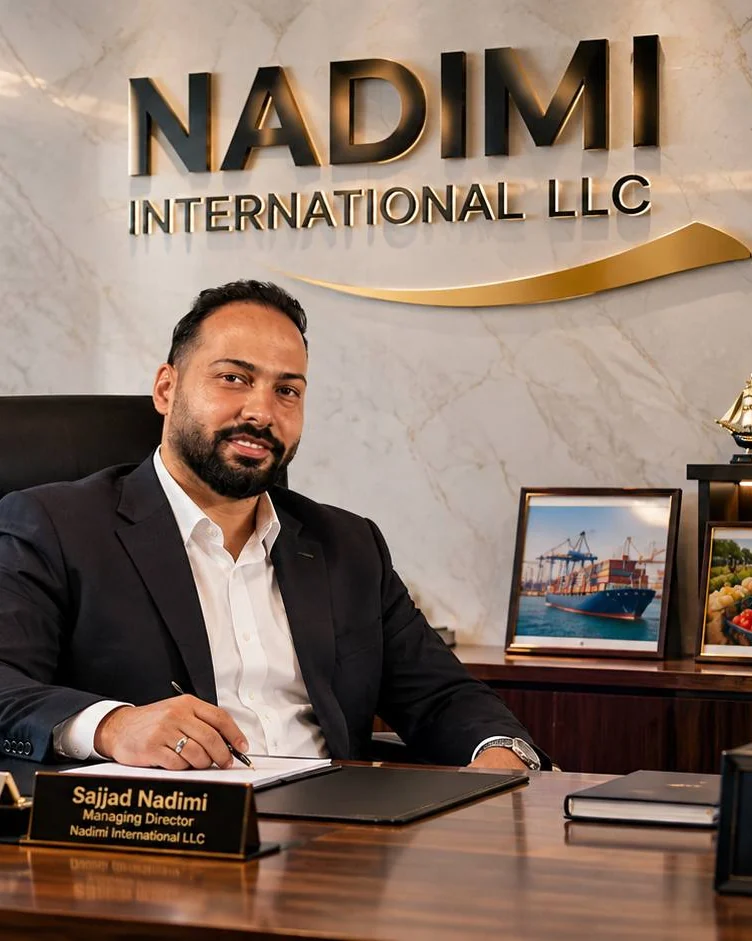 المهندس سجاد نديمي، مؤسس شركة نديمي ومديرها العام، في مكتبه